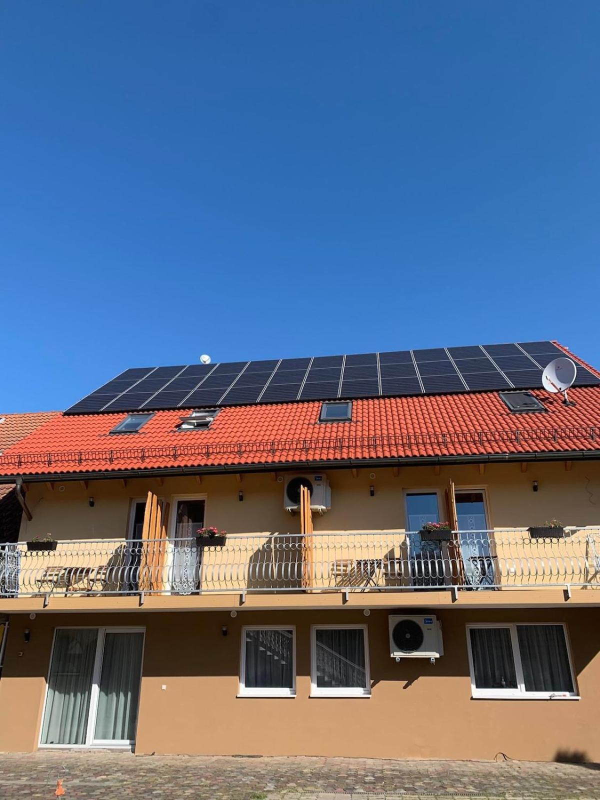 Molnar Apartman Zamárdi Exterior foto